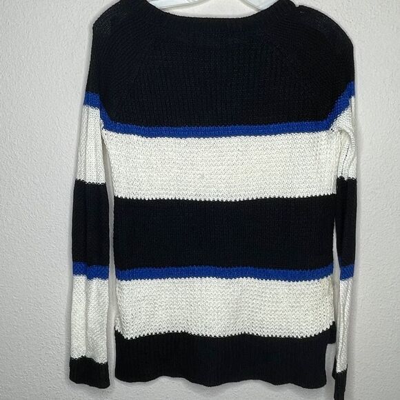 SO Sweater‎ - Picture 6 of 7